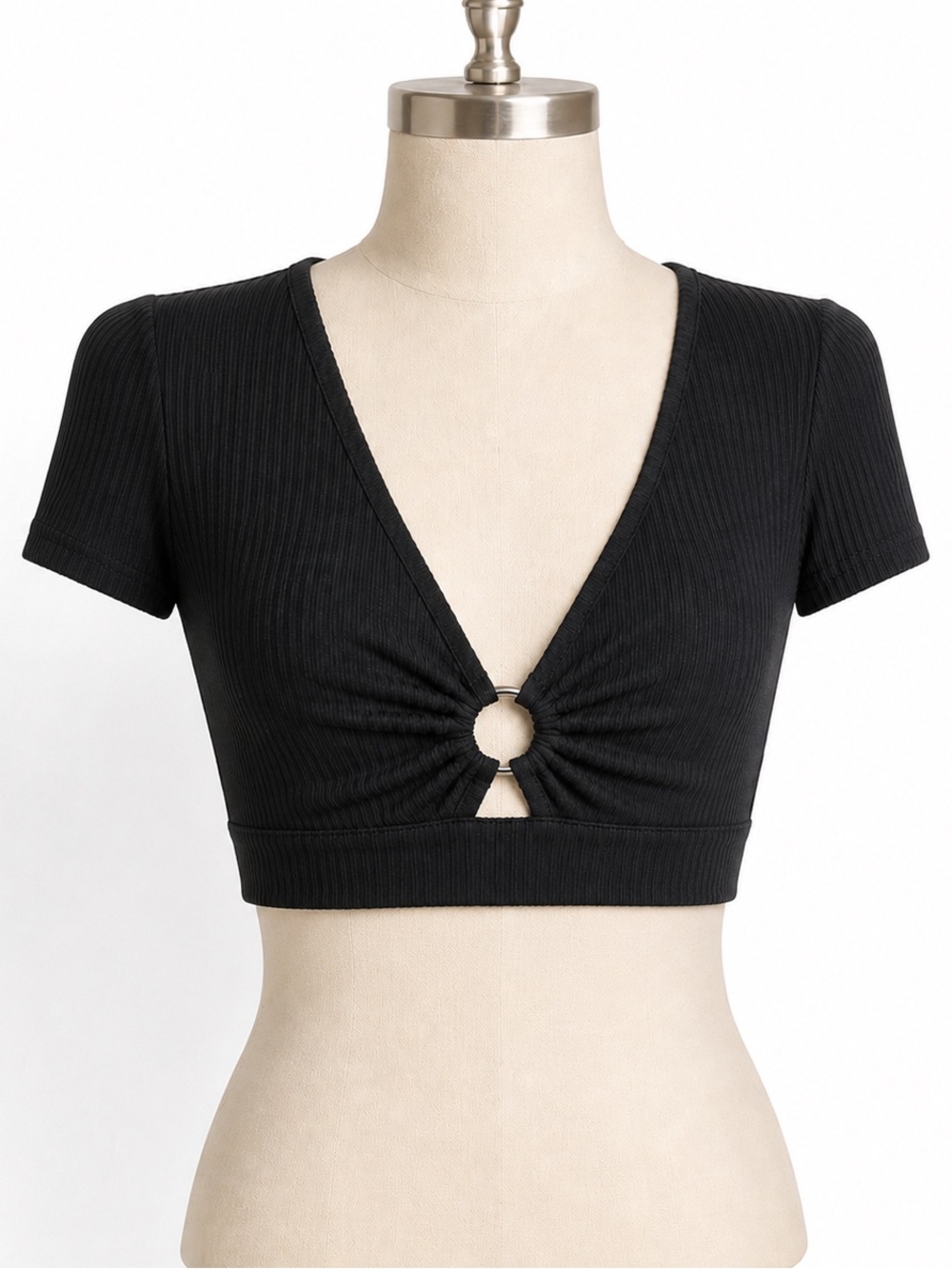 Black Ribbed Cutout Crop Top | O-Ring Front